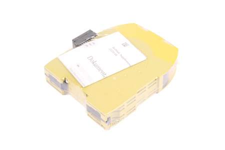 PILZ PNOZ M EF 4DI4DOR 772143 PNOZMULTI 2 BEZPEČNOSTNÉ RELÉ