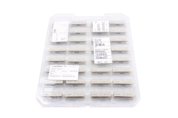 ERNI 043136 2MM 110PIN TYPE KONEKTOR