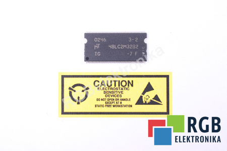 MICRON MT48LC2M32B2 512KX32X4BANKS SDRAM