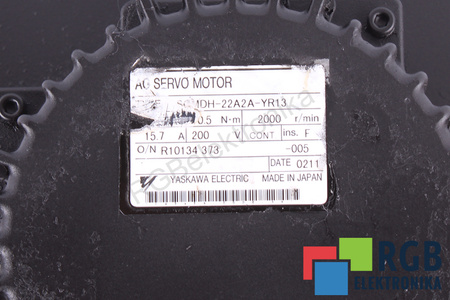 YASKAWA SGMDH-22A2A-YR13