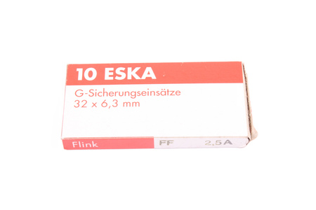 SUPERRÝCHLA KERAMICKÁ POISTKA ESKA 632.121 ZGSS-2.5A 500V, 2.5A, 6.3X32MM, 10PCS