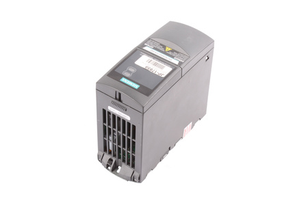 SIEMENS 6SE6440-2AB13-7AA1 MICROMASTER MM440