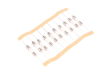 POMALÁ KERAMICKÁ VALCOVÁ POISTKA LITTELFUSE 0215002.MRET1P 250V, 2A, 5X20MM, 10PCS